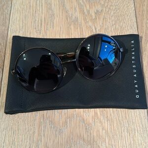 Quay Australia “Chelsea girl” round sunglasses